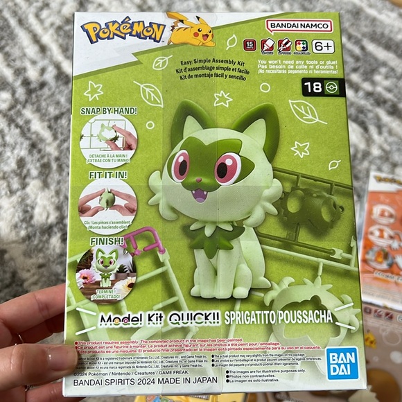 Set of 6 Pokemon Model Kits and a Pikachu 3D Puzzle - Picture 2 of 8